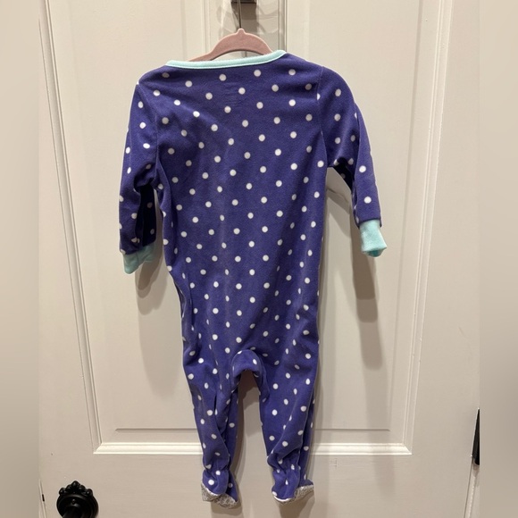 NWOT Carter’s 12M Purple & White Polka Dot Long Sleeve Girls Footie Pajamas - Picture 3 of 3